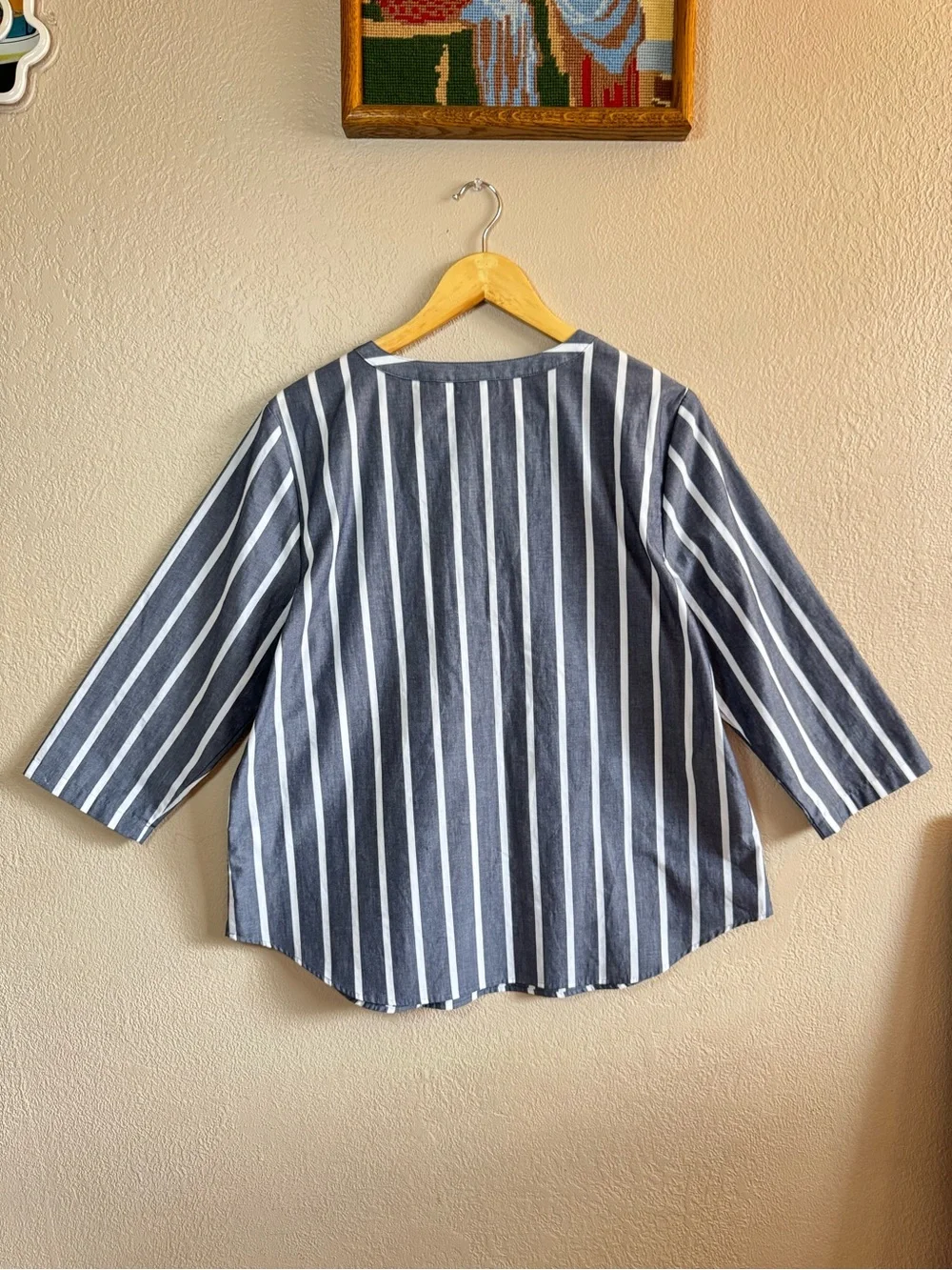 Van Heusen | Grey/White Vertical Stripe Split-Neck Tunic | Size Large